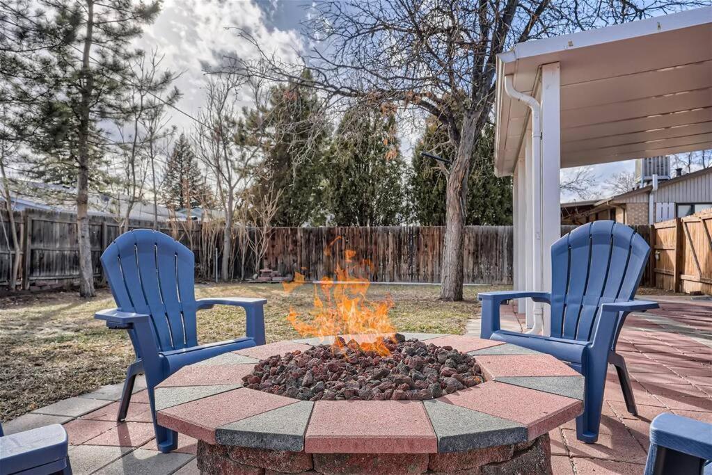 Serene, Spacious In Quiet Neighborhood With Fenced Yard Aurora